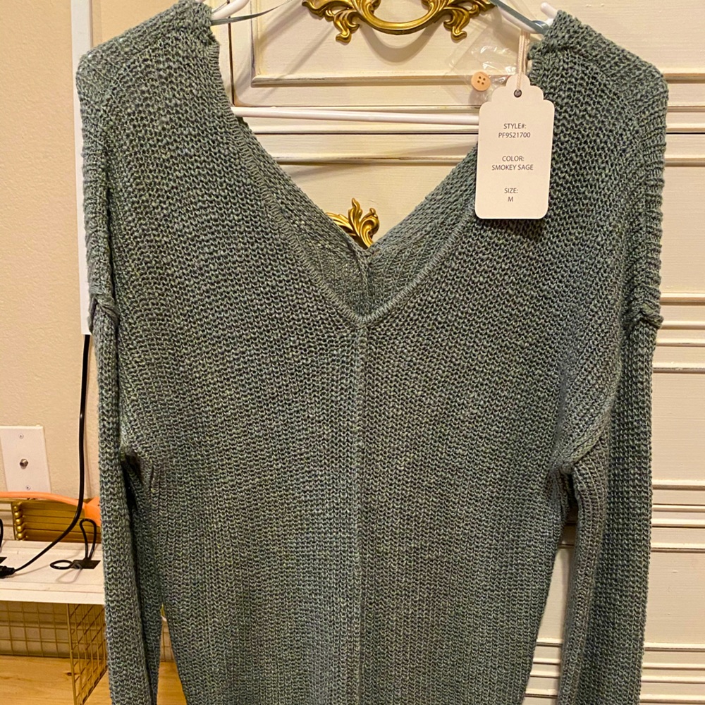 Green PINK ROSE sweater